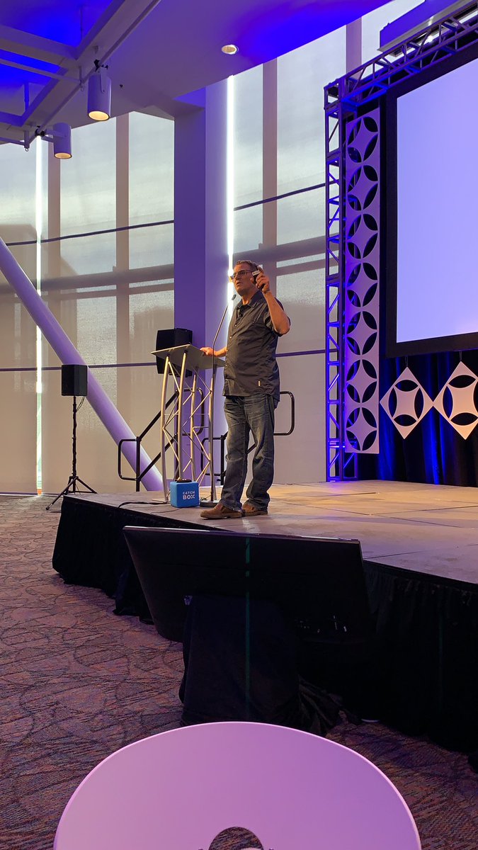 jasonhand's tweet photo. “While I might not be able to measure flow, I can measure waste and that tells us where improvements need to be made” - @GRUVERGary 

#devopsdays
#devopsroadtrip https://t.co/Vkr9ojVcsu