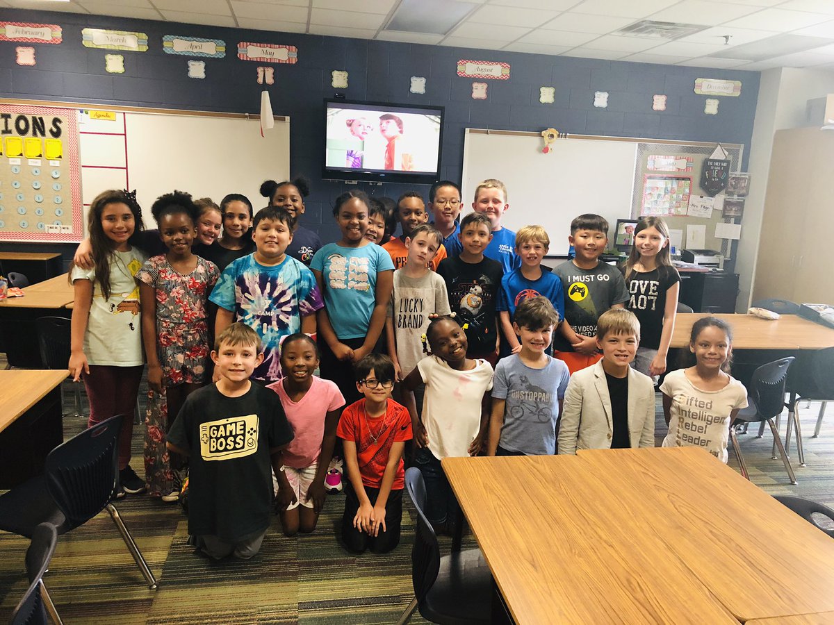 brpage12's tweet photo. Another wonderful “last day” in the books! It’s always bittersweet to see them move on, but its been a great year. #thisiscce #ccepride #thisismidway https://t.co/a7qWcm6SYN