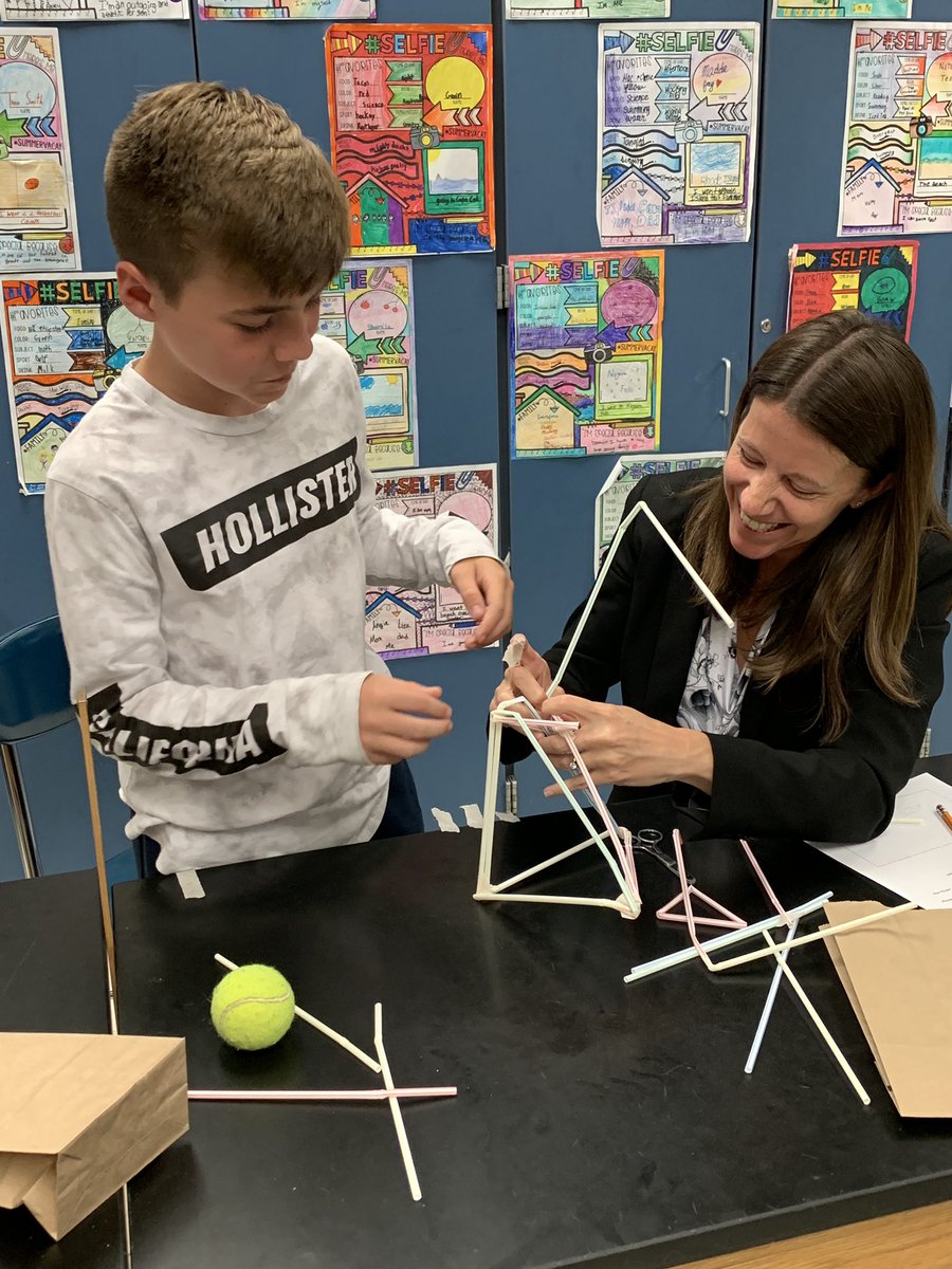 MrsMillerS6F's tweet photo. Representing Seneca 6F at STEM Activity Night! #fmslearns https://t.co/xwTTMUNvov