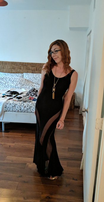 Off to the #xbizcamawards with my date for the evening the lovely @Nikki_Night https://t.co/6LDLL6ME<a href="/tag/xbizcamawards"class="tags">#xbizcamawards</a>