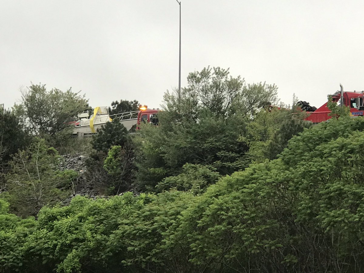 k8olson's tweet image. @Sagamore Bridge.Bridge is still closed. Boat seems to be on trailer and is being tied down expect it to be towed away shortly. #capecodtimes