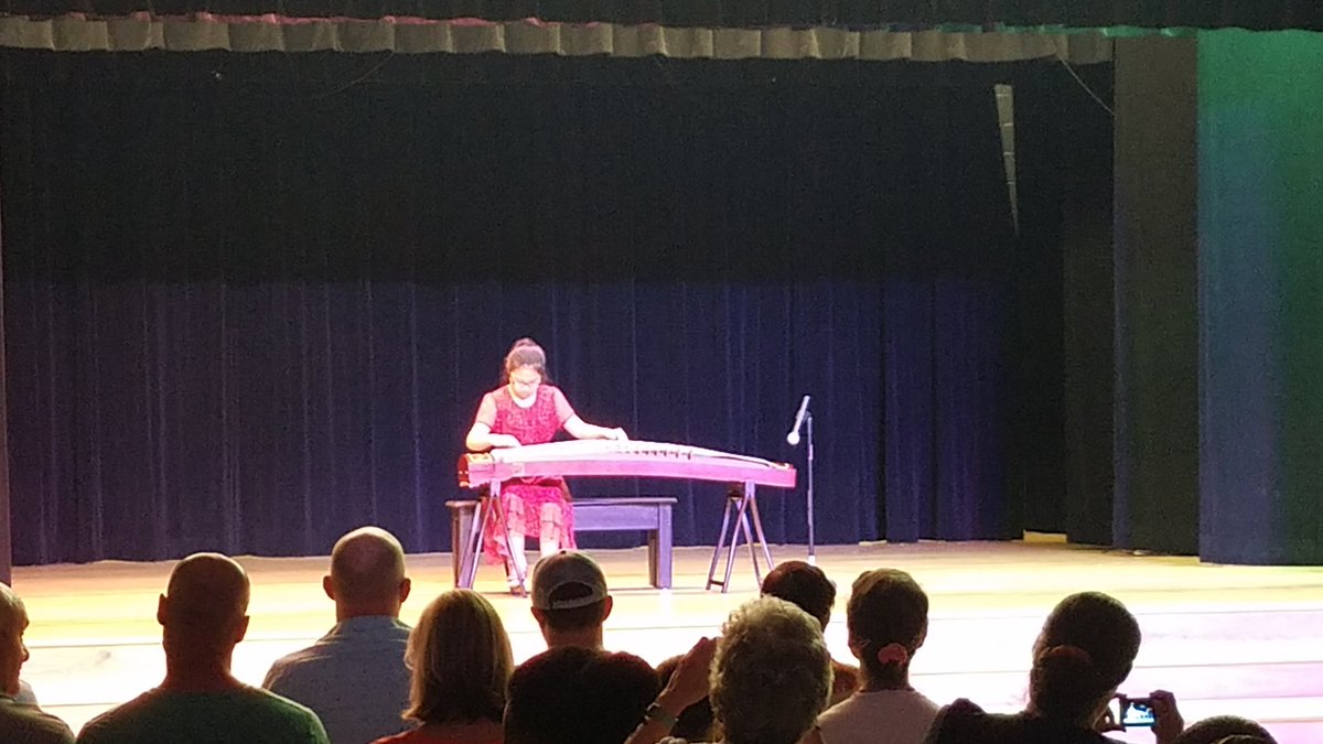 mpkinneer's tweet photo. A little dancing, some singing, musical instruments, comedy, martial arts, art demos, and mad geometry and geography skills = some very talented 5th graders. There is nothing these kids can't do! Watch out world, our CES students are on their way! @CES_PTA_21228 @Catonsville5 https://t.co/qCMNauKLmr