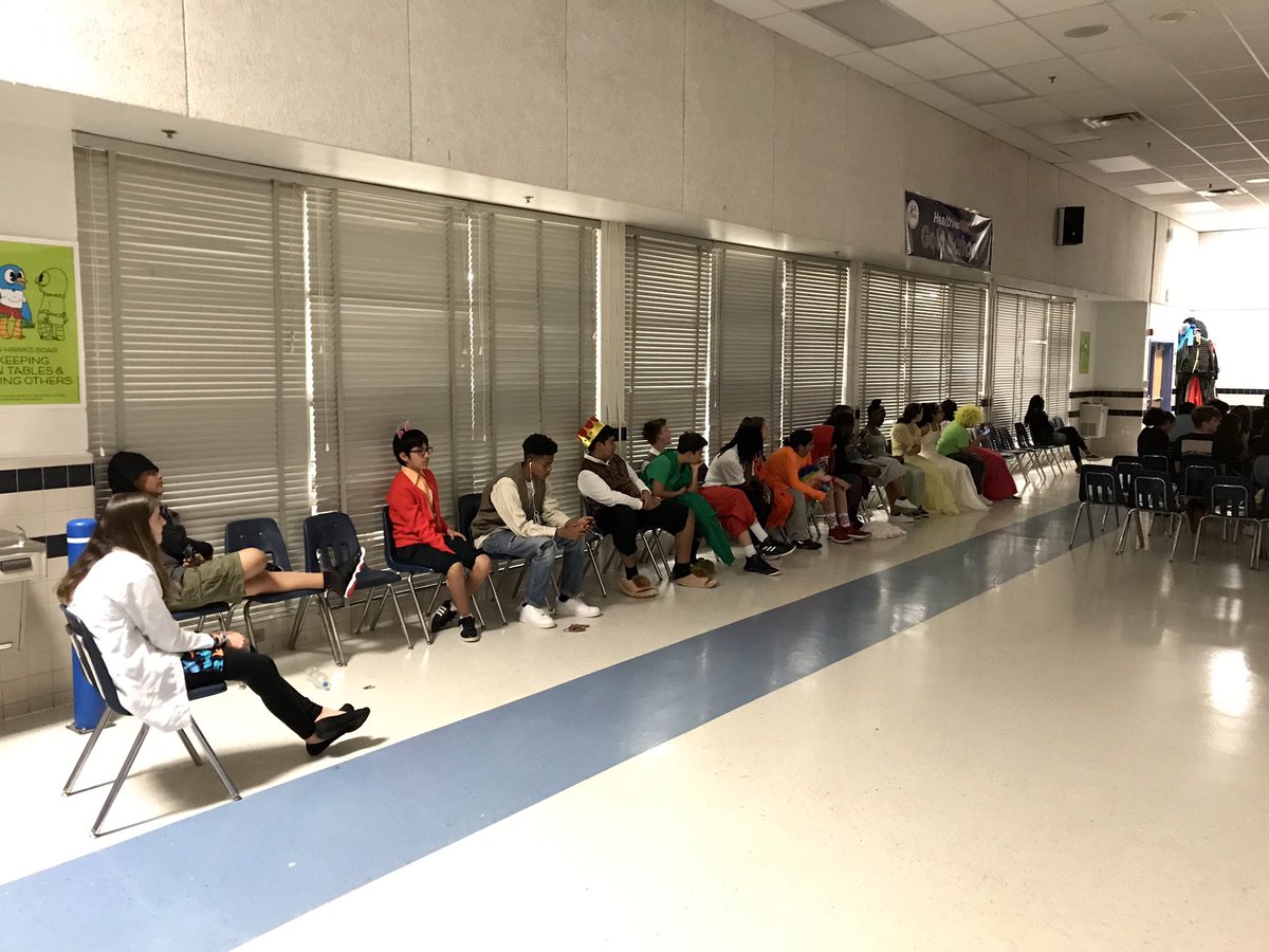 Artistic forms of expression at their finest! So proud of and blown away by our <a href="/HolmesMS_FCPS/">Holmes MS-FCPS</a> Theatre Arts students and all the coaching of <a href="/HolmesMSTheatre/">E. Murphy</a> to get them here!!