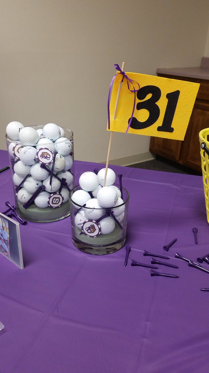 Michele_Dirkx's tweet photo. Congratulations on 31 years of a boy's golf Tradition of Excellence, Coach Bomgaars! You will be missed! #CatchingExcellenceInSCSD https://t.co/NSOzC7JnCB