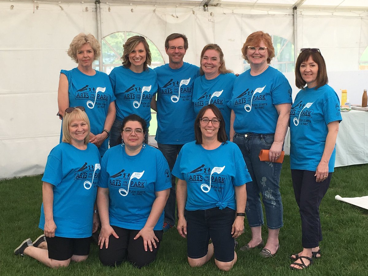 HorbasCathy's tweet photo. A great group of Community Coordinators enjoying our work with families at Arts in the Park.  Day 2 #aitp2k19 https://t.co/9GOSp1Q8hS