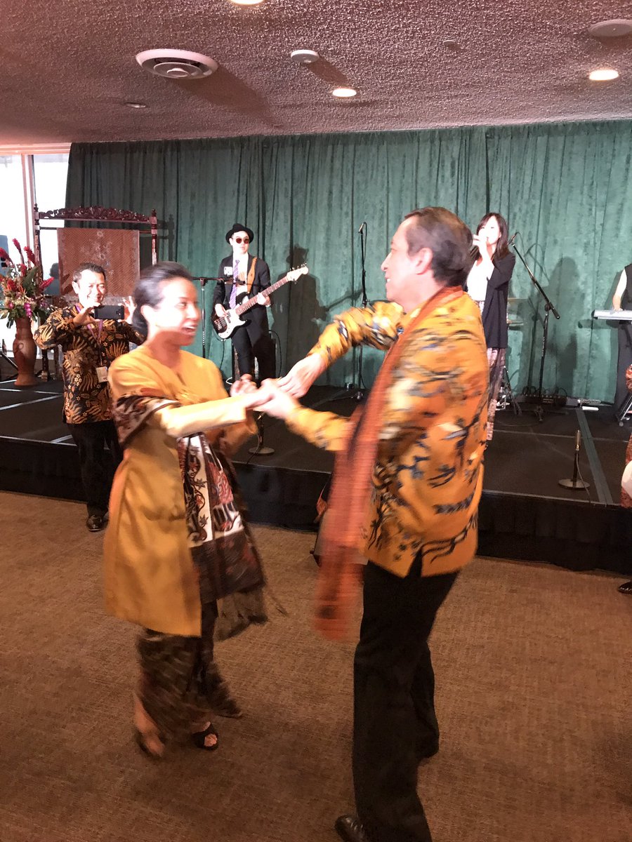 PamelaFalk's tweet photo. #Indonesia ends Security Council Presidency ~ Who says diplomats  don’t know how to celebrate the fruits of their hard work making peace? @indonesiaunny @DTDjani with all UN Security Council members https://t.co/smhU4IvRvG