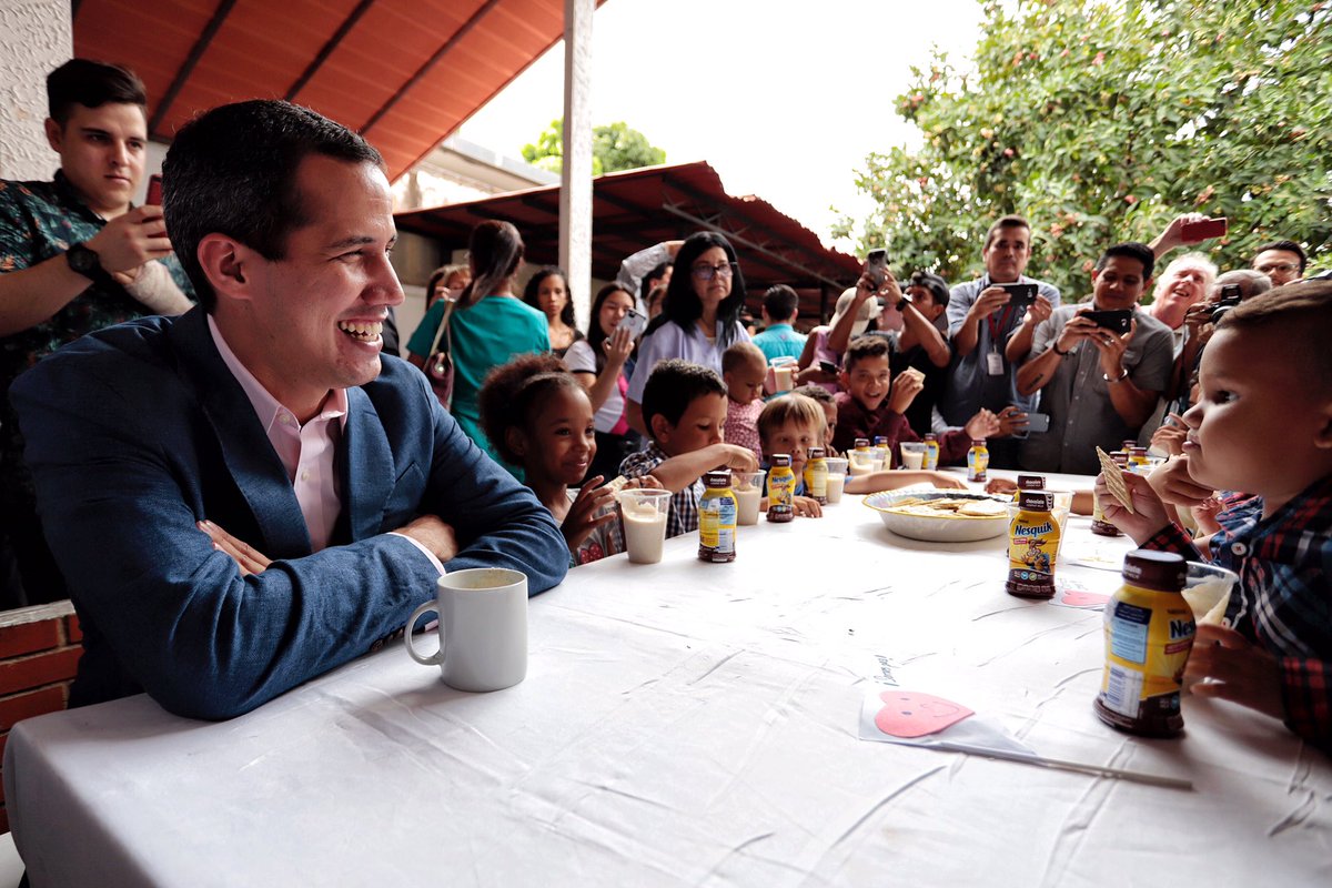jguaido's tweet photo. El centro de nuestra política es poder generar oportunidades. Para eso debemos atender a los más vulnerables y detener la emergencia humanitaria.

Nos honra poder colaborar con cientos de venezolanos que salvan vidas. Sabemos que para detener la tragedia debe cesar la usurpación. https://t.co/0RjCthD6zP