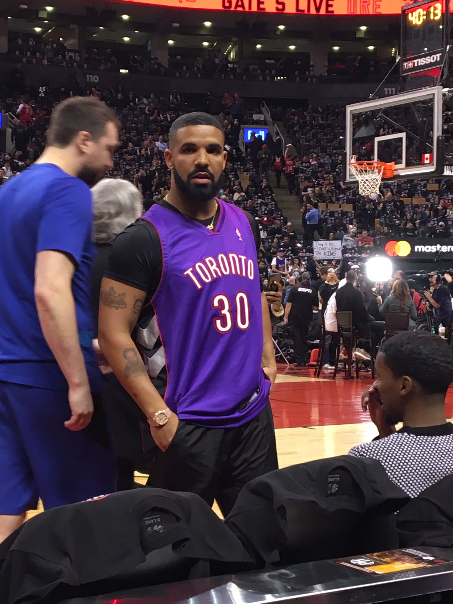 drake in dell curry jersey