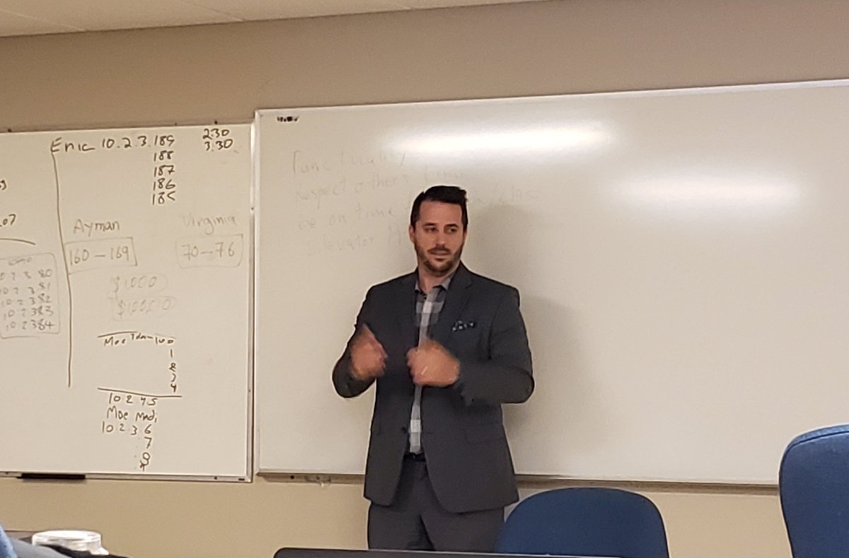 WillisCollege's tweet photo. This morning @WillisCollege was excited to welcome #DanielJulien, Managing Director of Private Service at @NewFoundRecruit as guest speakers to our #CybersecurityAnalyst #careermentorship class. Thank you so much for your tips and tricks to #tweakresumes and working on #LinkedIn https://t.co/i8wLFTSKDk