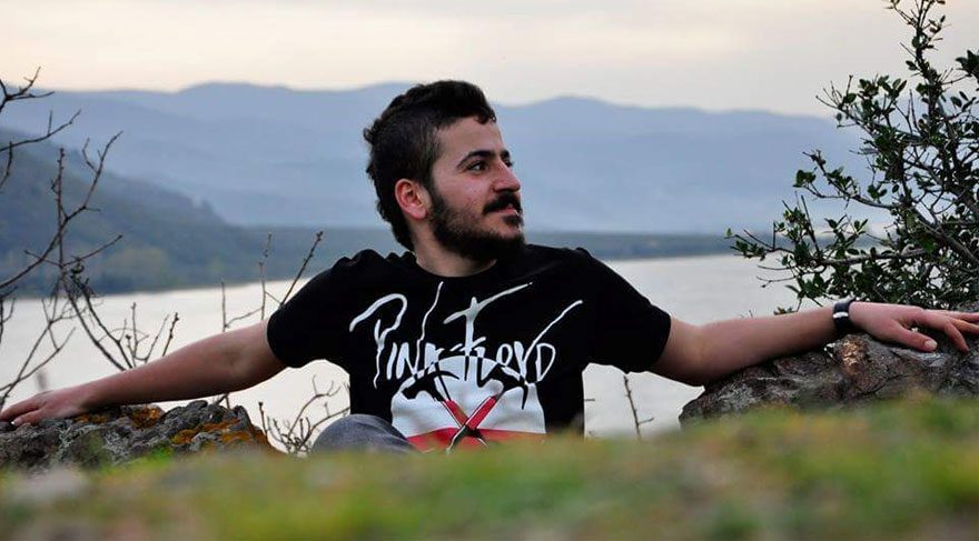 Emri ben verdim diyeni, yerde tekmeleyenleri, son tekmeyi vuranı, ilgilenmeyen doktoru unutmadık canım kardeşim... Bu ülkeden ruhen kopuşumun simgesi güzel çocuk, seni ve düşlerindeki özgür dünyayı çocuklarımıza anlatıp yaşatacağız. #AliİsmailKorkmaz