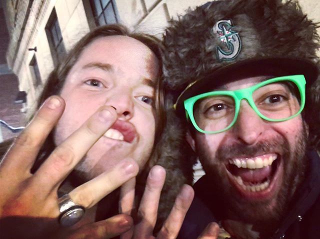FunkCaptMax's tweet photo. Heโs #WildBillString aka @billystrings ; Iโm a small bearded child lost somewhere without my sunglass lens โ and we both want YOU ๐๐ป at @4peaksmusic in June somewhere in the middle of Oregon!
No, those arenโt gang signs; weโre just SUPER EXCiTED about 4โฆ https://t.co/yFrgNuL3JL https://t.co/3uQtsgRb59