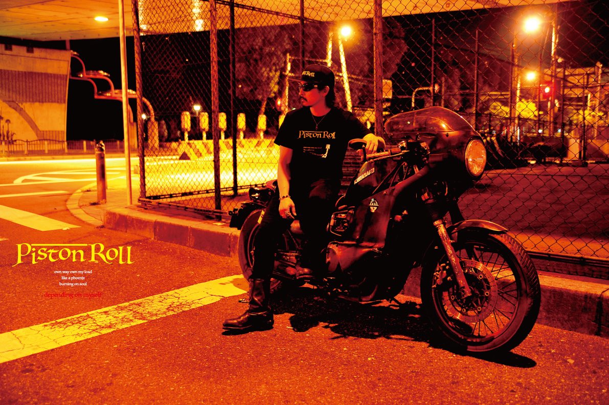 GREENBOWL_HIGH's tweet photo. そういや先日、10-FEETのタクマんと久しぶりに単車トークをした

ずっと俺が単車組めなくて出来てなかった『いつか２人で走りに行こう』って約束を要約果たせそう

しかし単車の話をしてる時はおっさんなのに、お互いの単車の写真を見せ合って子供みたいにキラキラしてキャッキャしておる

あと少し！ https://t.co/n8UMLhmW5w