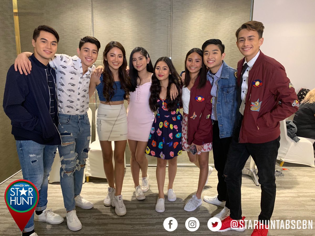 starhuntabscbn's tweet photo. Team Bahay and Team Camp are ready for #SHGrandMediaCon! 🏠🌟

Stay tuned, St⭐️rmates! https://t.co/fIZoELdRT4