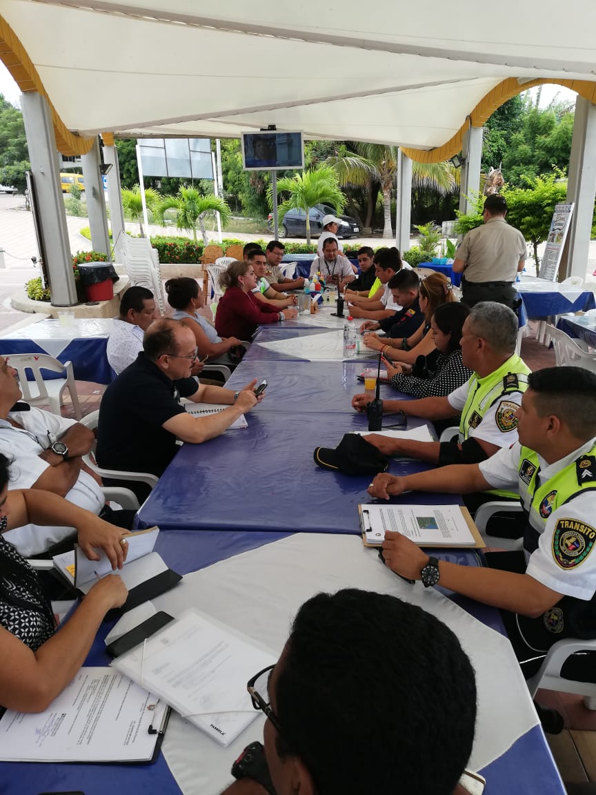 tpposorja's tweet photo. El día de hoy se llevó acabo el comité de seguridad de la parroquia Posorja, con autoridad y representantes del Dpword(puerto de aguas Profundas), tratando diversos temas y problemáticas de la parroquia y a su vez  compromisos para el desorrollo de la misma. https://t.co/wSRYkTil1p