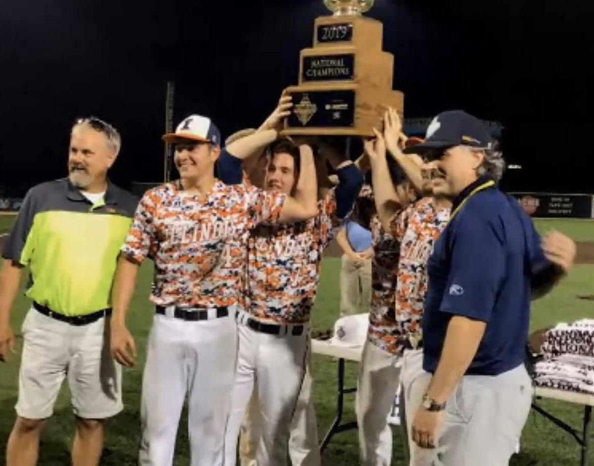 <a href="/UofIllinoisCB/">Illini Club Baseball</a> couldn’t be any prouder of these guys <a href="/WritingIlliniFS/">Writing Illini</a> #thechampishere