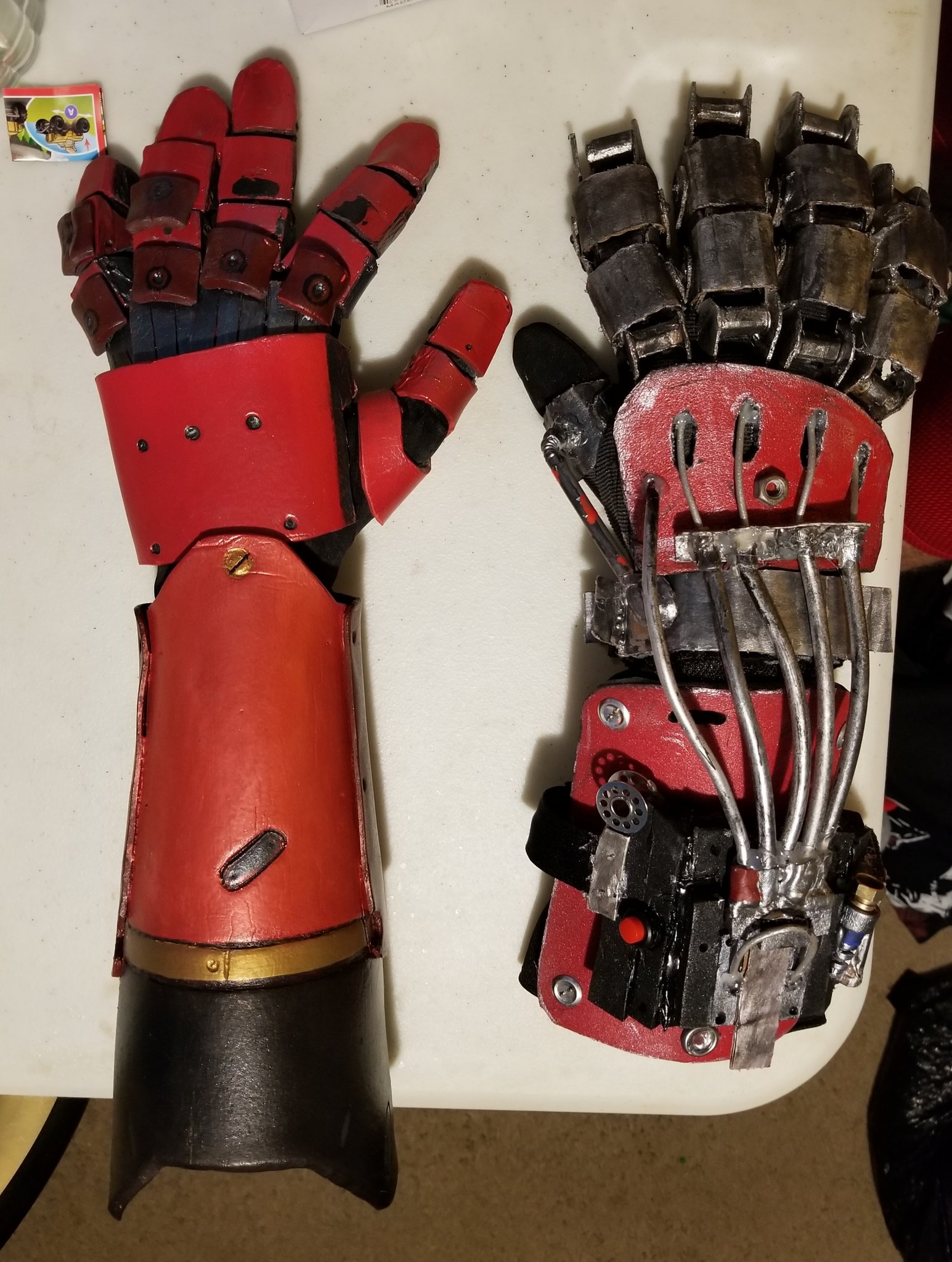 SHAPE Twitter: "Before I cosplayed Ash from the TV show #AshvsEvilDead, I cosplayed as another guy red robot arm... here's my old Venom Snake arm from the game