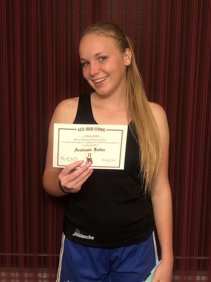 melissatgibbs's tweet photo. Lydia earned her second academic letter this year. I’m so proud of all the hard work she put into maintaining a high grade point average sophomore year. #AcademicLetter #AHS #GoHawks #GreatStudent #HardWorkPaysOff #ProudMama https://t.co/3HexO1g7ba