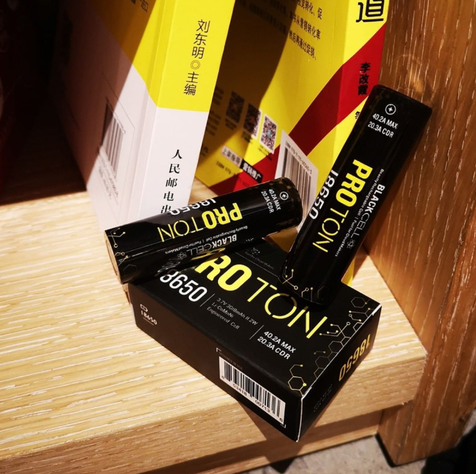 Mia_mia_miya's tweet image. Blackcell 18650 Proton 3018mAh. Say Hi to powerful weekend!
😎😎😎🏀🏀🏀🖼🖼🖼🤖🤖🤖

#blackcell #battery   #regulatedmod #dualcoil #vape #vaping #vapers 
#vapelife #vapelyfe #vapenation #vapefam #officialvapefam #vapedaily #vapestagram #vapelove
 #vapeon #vapeporn #instavape