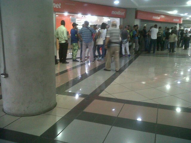 @noticierovvselehaceunllamadoa Conateltomarmedidasconmovilnet siempresalenunaescusacuandono quierentrabajarvealacola