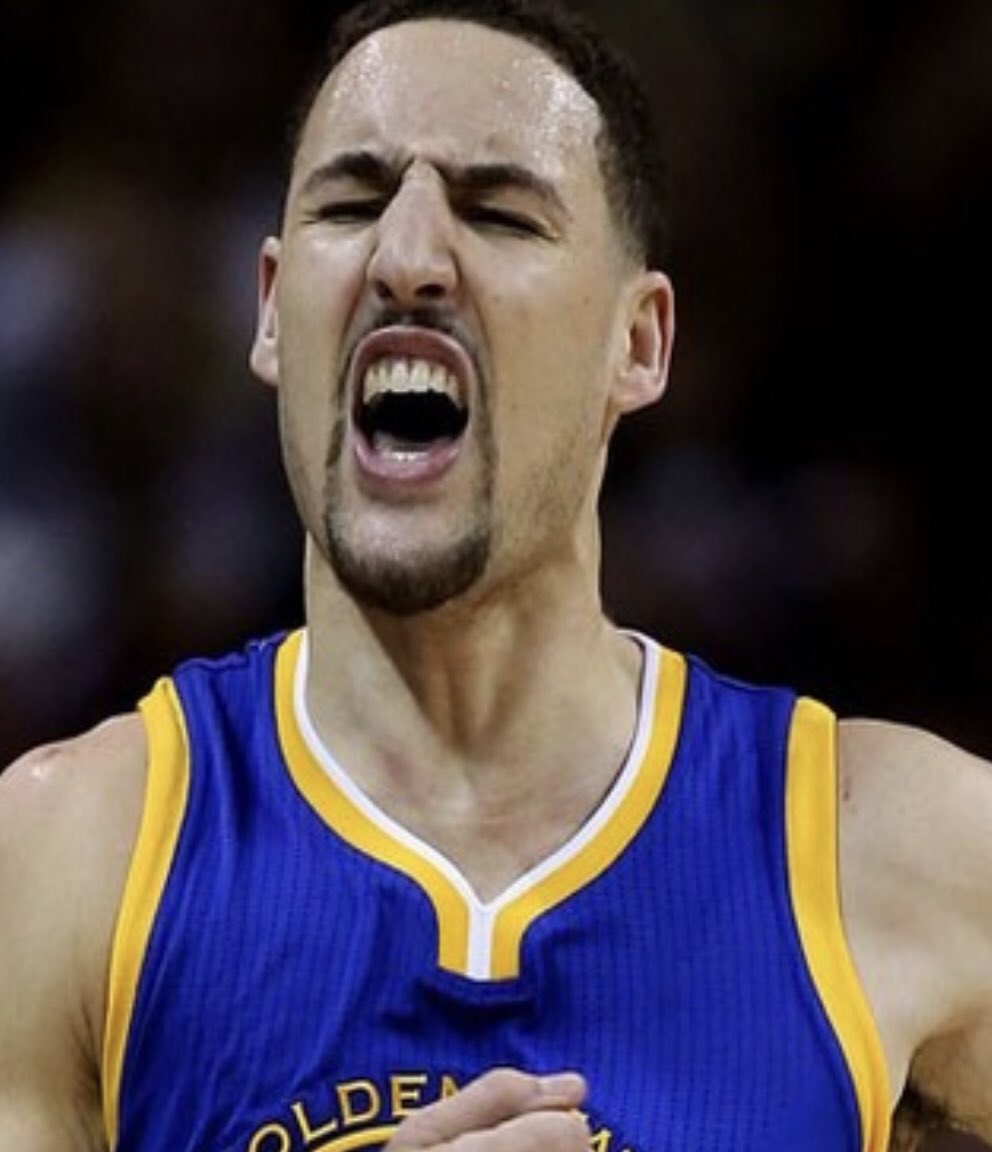 RefRatingsApp's tweet photo. Wow! Did Klay just bump the ref😬#RefRatingsapp #@OfficialNBARefs #GoldenStateWarriors #Toronto #GSWvsTOR #referee #nba #NBAFinals https://t.co/ND4IGA89yX