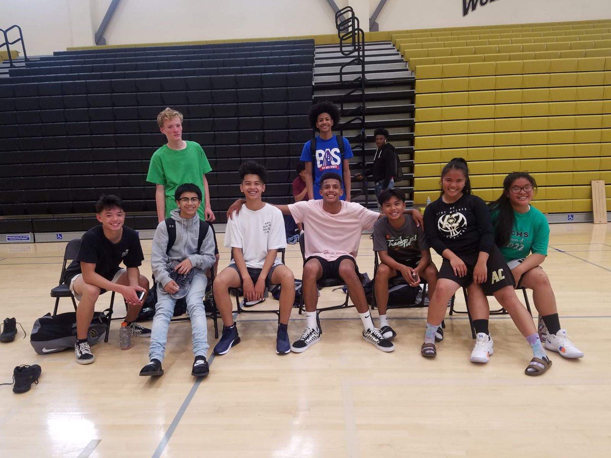 ACHS Link Crew tweet media