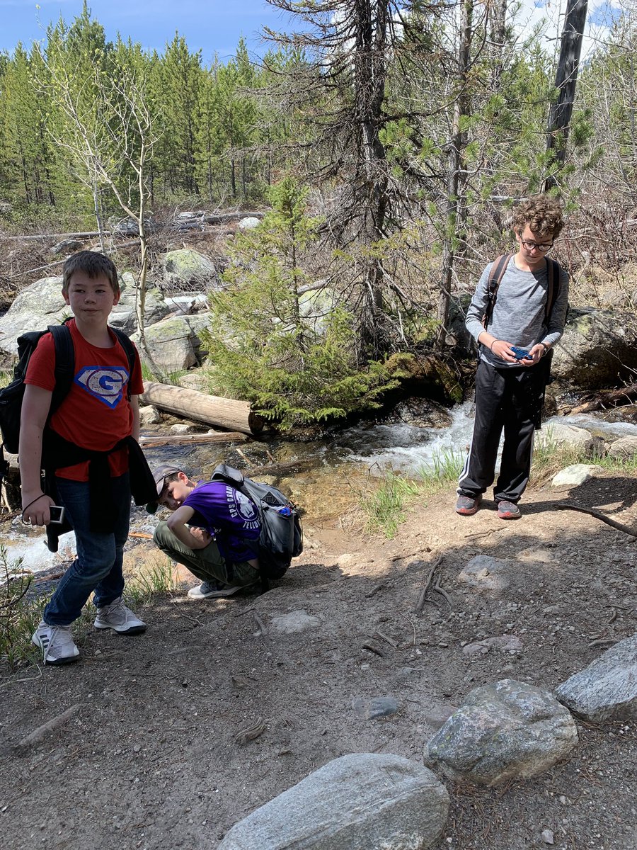 shaunsmith3rd's tweet image. Awesome hike today to Taggart Lake. We learned how to identify trees. Wonderful view of the “Grand” Teton! #TetonsCPS @Szydlowskim