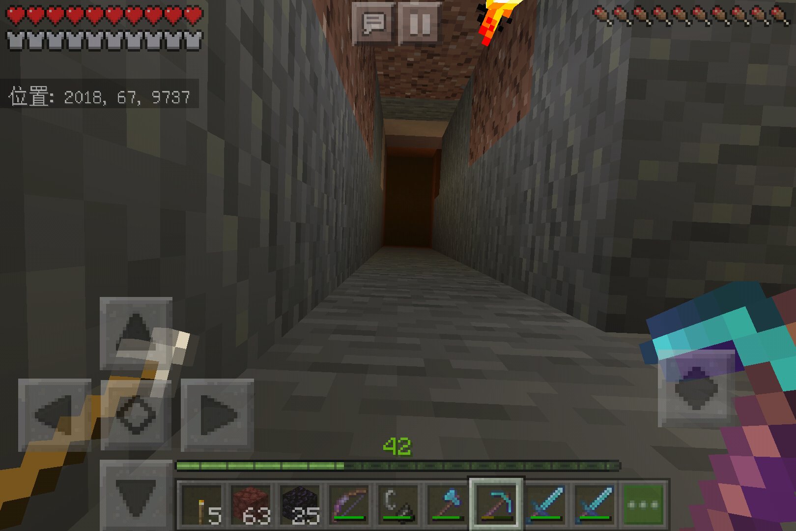 Kuro 大体1万ぐらいまで来たのでネザーゲートでワープ 山の中に出たので天井をぶち抜いて外に出ると見慣れない場所に出ました ネザーの続き マイクラbe