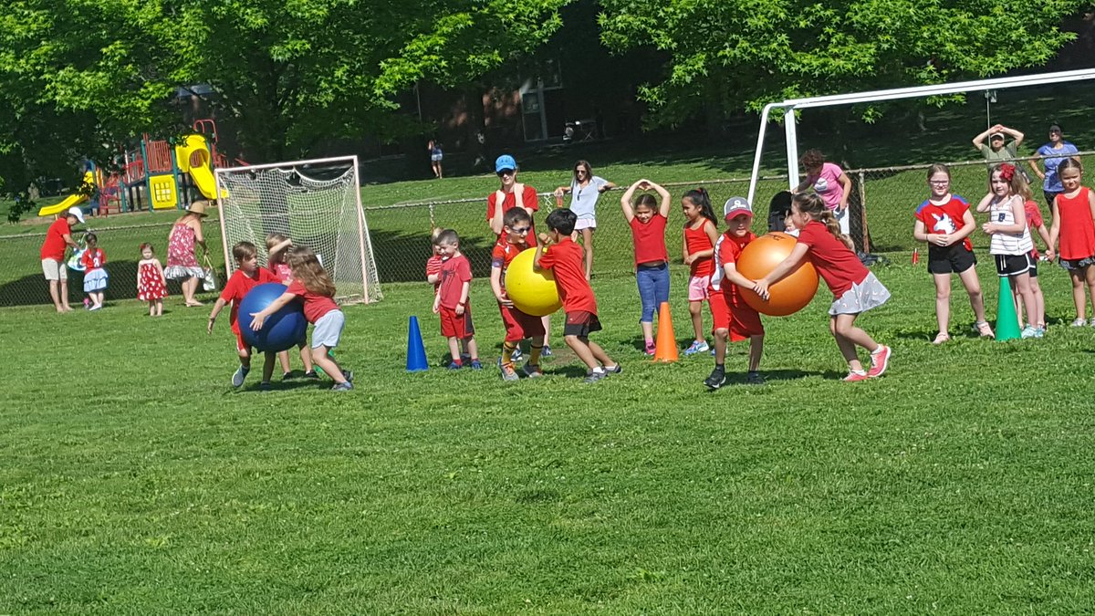 Pinewood Elementary tweet media