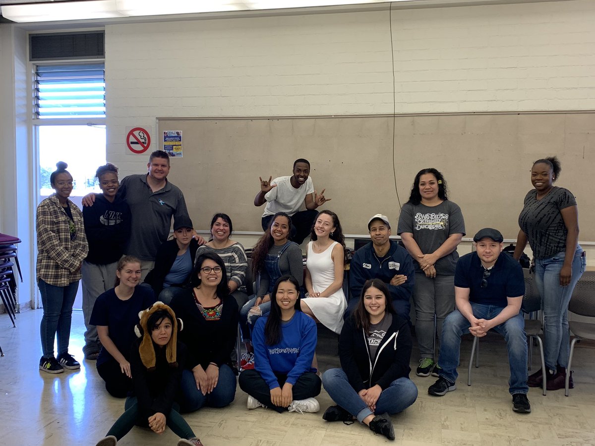 dulceemariaa22's tweet photo. The people who made my Tuesday and Thursday afternoons a lot less sucky. 🧡 High-key going to miss my teacher. He gave us the best two semesters, but now he’s off to a better opportunity and we couldn’t be happier. I wish everyone the best. #ASLfamily #ASLstudents 🤟🏻🧡 https://t.co/WbbDx6KNlI