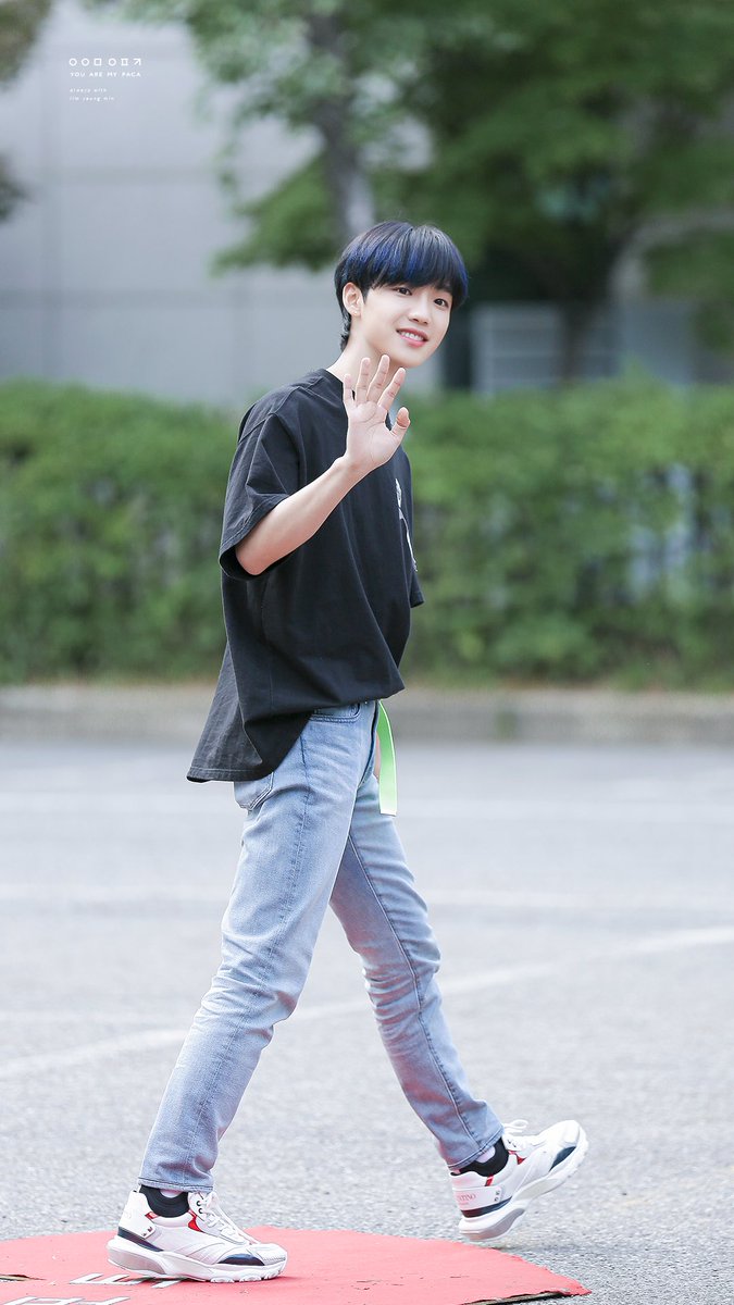 190531 뮤뱅 출근 고화질

배경화면 지정하기👆🏻💓

 #임영민 #에이비식스 #AB6IX
