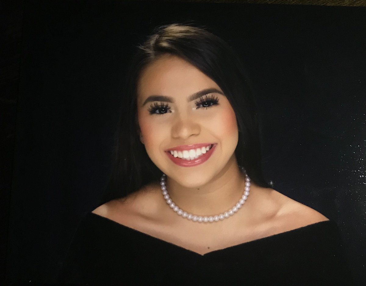 HarlanCheer's tweet photo. Idalia is a two year member of our JV Cheer team. She will be a part of the first graduating class for Harlan! We wish you nothing but success in your future endeavors! 💙#SeniorRecognitionWeek #ClassOf2019 https://t.co/GLyeU6JDJy