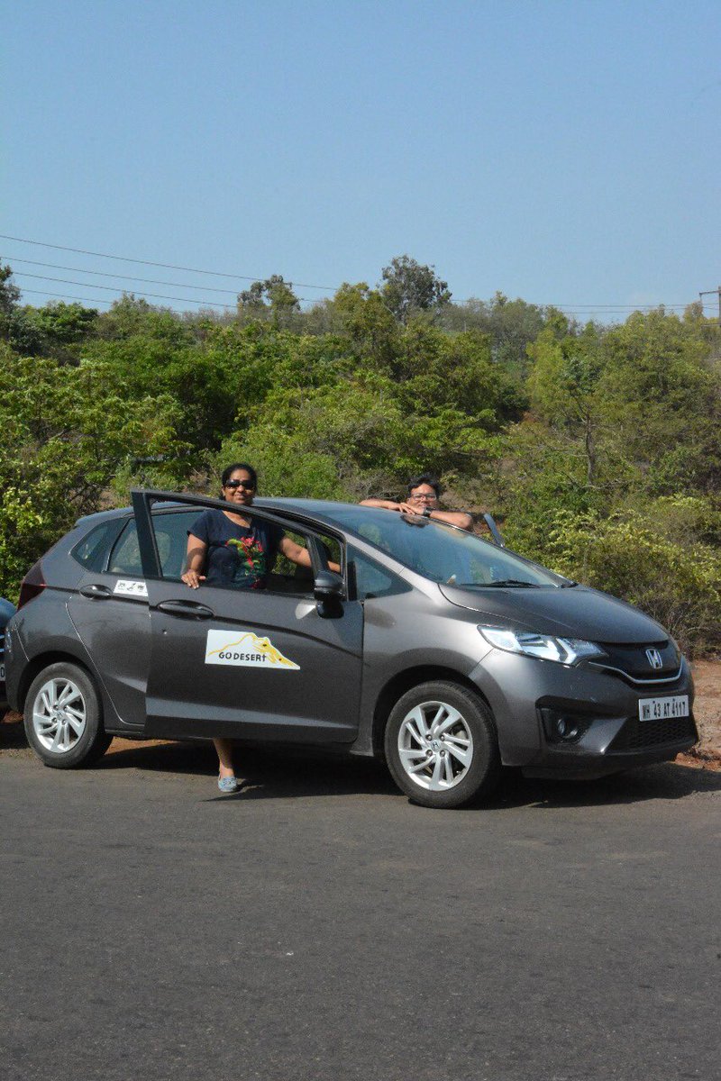TheIndianRTC's tweet photo. #RTCMumbai and #RTCPune took a drive to the mango country - Ratnagiri; to indulge in rustic revelry of the Konkans over the #weekend. ๐
.
Driving in a #convoy, chasing the beautiful windmills #RTCStyle
#Mumbai #Pune #Roadtrip https://t.co/HE19Br30jn