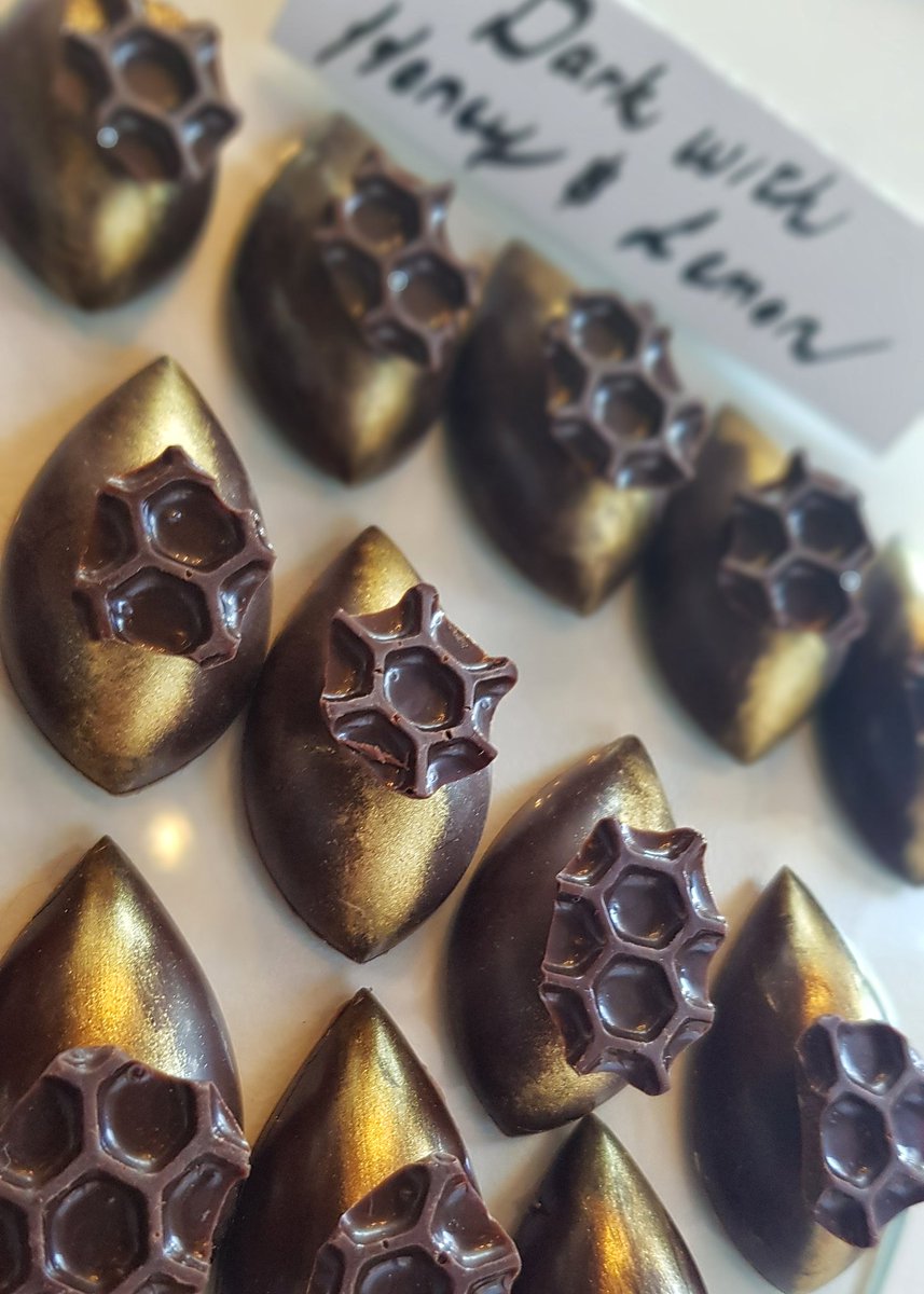 gotravelbug's tweet photo. Sweet indulgence in Knysna and oh to be seduced by chocolate...
Thank you @martinhatchuel for the catch up and the introduction to the most devine experience, the pleasurable seduction of sweet nectar, drinking chocolate Do not miss this one!! #ChoColette you do it so well.. https://t.co/sIXsVFNnEH