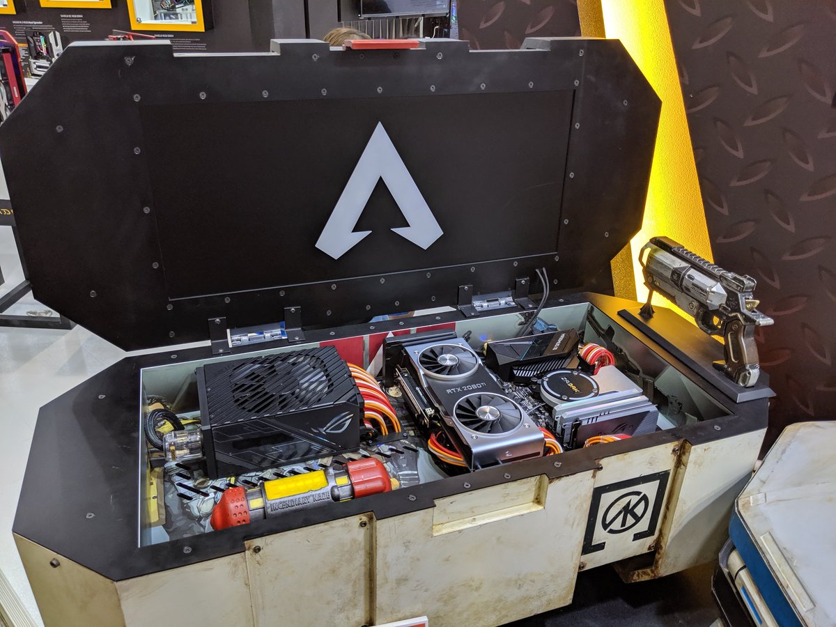 LinusTech's tweet image. Decent amount of loot in this death box.