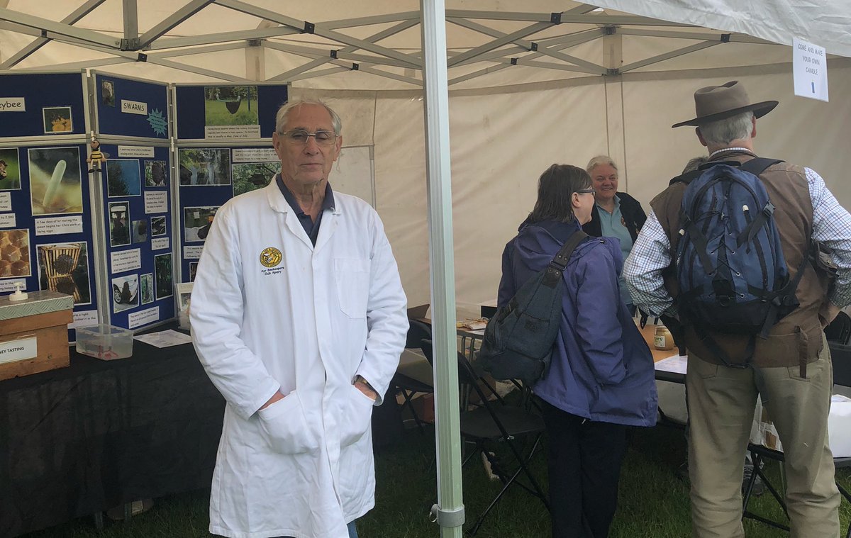KilbarchanBees's tweet photo. @Scotbeekeepers &amp; @AyrBeekeepers #beekeeping tents are open for anyone interested in #beekeeping or #pollinators in general. If the Weather picks up the #apiary will be open too. @GardenScotland https://t.co/2BfLiOsu1b