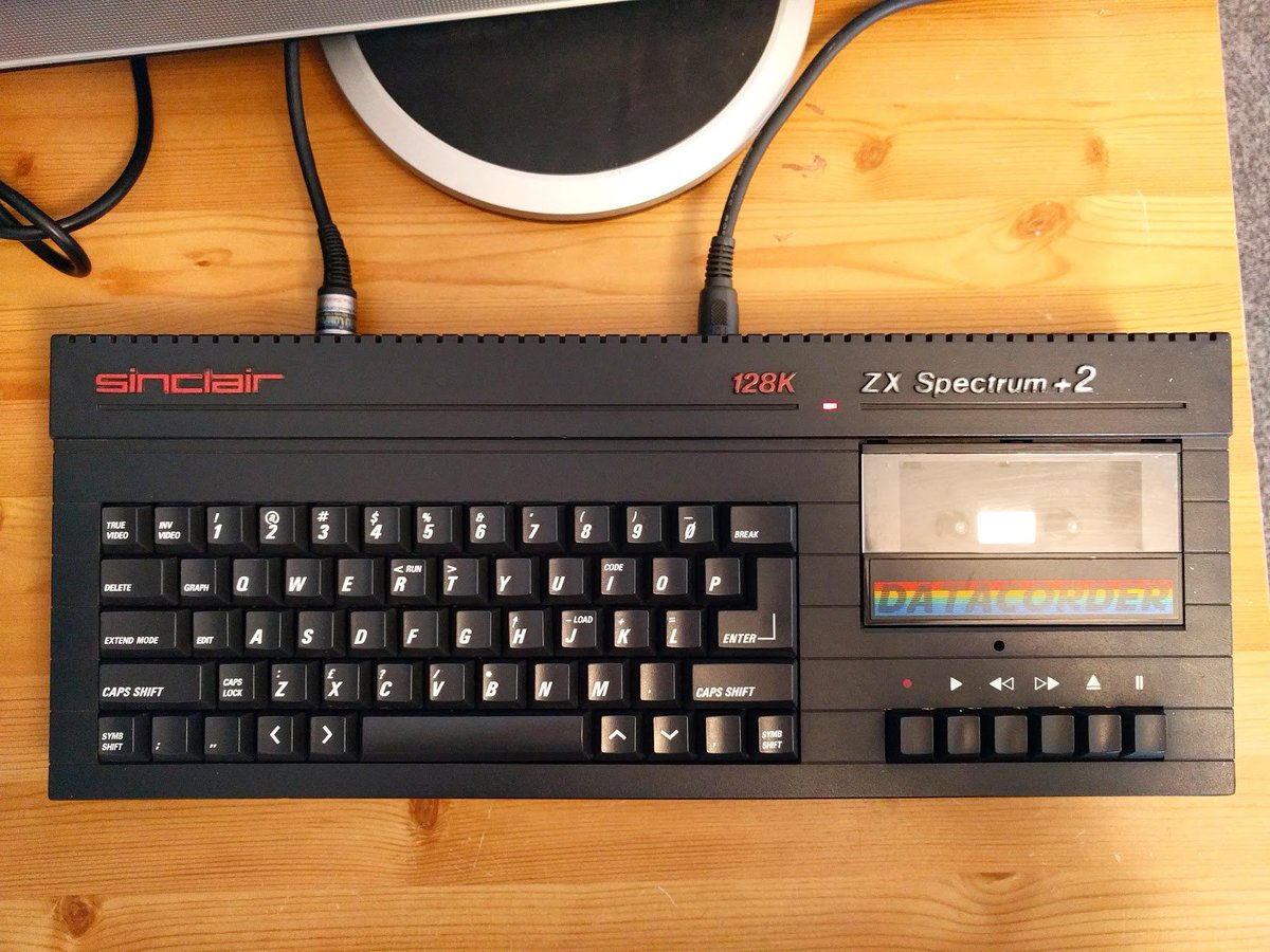 retro_hq's tweet photo. My ZX Spectrum 128K back up and running, needed a new power socket but otherwise fully working, who's got one of these? 😎👍#zxspectrum #zxspectrum48k #retrogames #retrogaming #retrogamers #c64 #commodore64 #atari800xl #atari8bit #amiga500 #amiga600 #atarist #snes #megadrive https://t.co/ebjmab7Q3j
