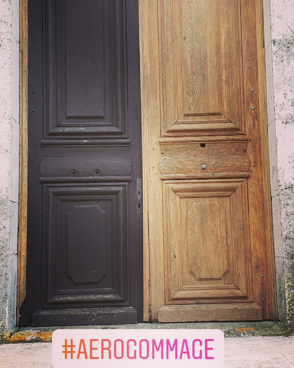 lenmjackson's tweet photo. RT https://t.co/0XlfhKnyEX La porte d entrée est la première image que donne votre maison à vos visiteurs...#aerogommage #aérogommage #décapage #rénovation #rénovationbois #naturel #lifestyle #s… https://t.co/ervdTDfIa7