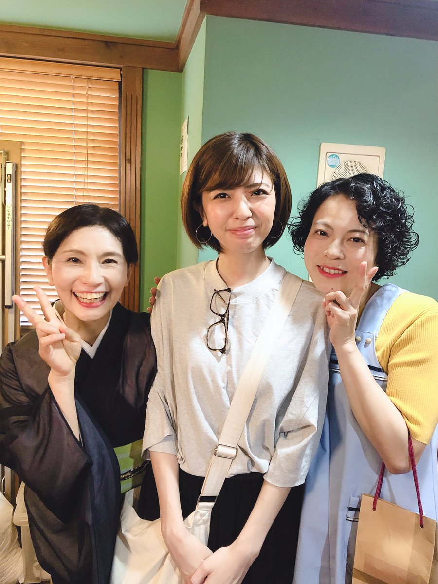 宮地真緒 On Twitter 劇団桟敷童子さんの 骨の憂鬱 を観劇してきました 熟しに熟して今にも崩れそうな果実のようなギリギリジワジワ感に引き込まれ 最後には落涙していました 骨太の演劇を観せていただきました 以前共演させていただいた板垣桃子さんと斎藤