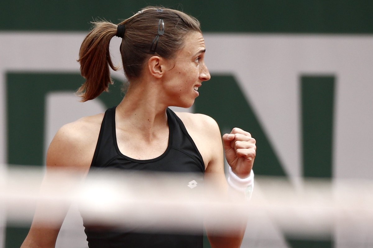 AllSport4you's tweet photo. On https://t.co/eH4lcDl7Oq - Sensation sur le Chatrier ! 

Petra Martic met dehors la tête de série N°2 Karolina Pliskova 6-3 6-3 et rejoint les 8èmes de finale #RG19 https://t.co/tTvDNLBBTz