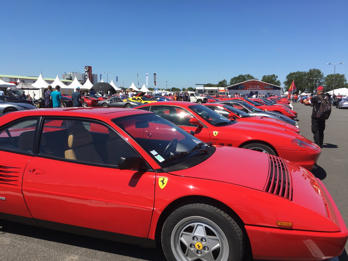 F3PoitouChtes's tweet photo. Les plus beaux bolides réunis au profit de la recherche @CHU_de_Poitiers . "500 Ferrari contre le cancer" ce week-end sur le circuit du Val de #Vienne au Vigeant. Reportage à venir sur @F3PoitouChtes https://t.co/NPhkYPuImf