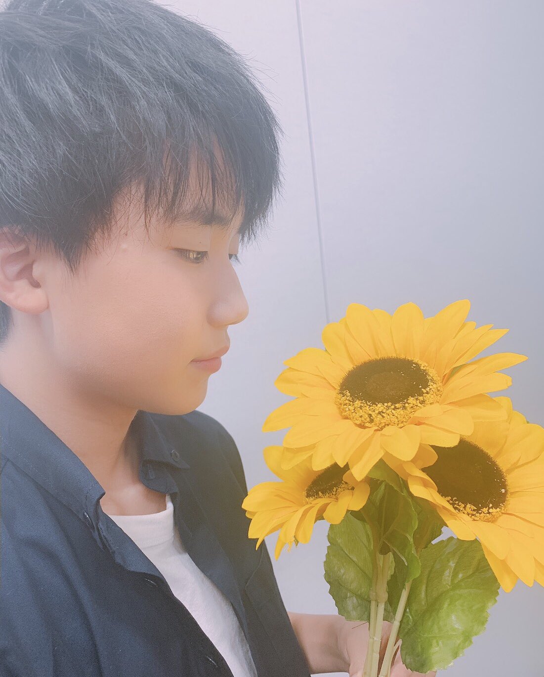 石橋 陽彩 Himawaring オープン ファンクラブ名どうですか 実は1カ月くらい考えて生み出した名前なんです 陽周り ひまわり の皆さんと一緒にファンクラブを盛り上げていきたいです オープン記念のキャンペーンも始まってるのでぜひ遊びに来