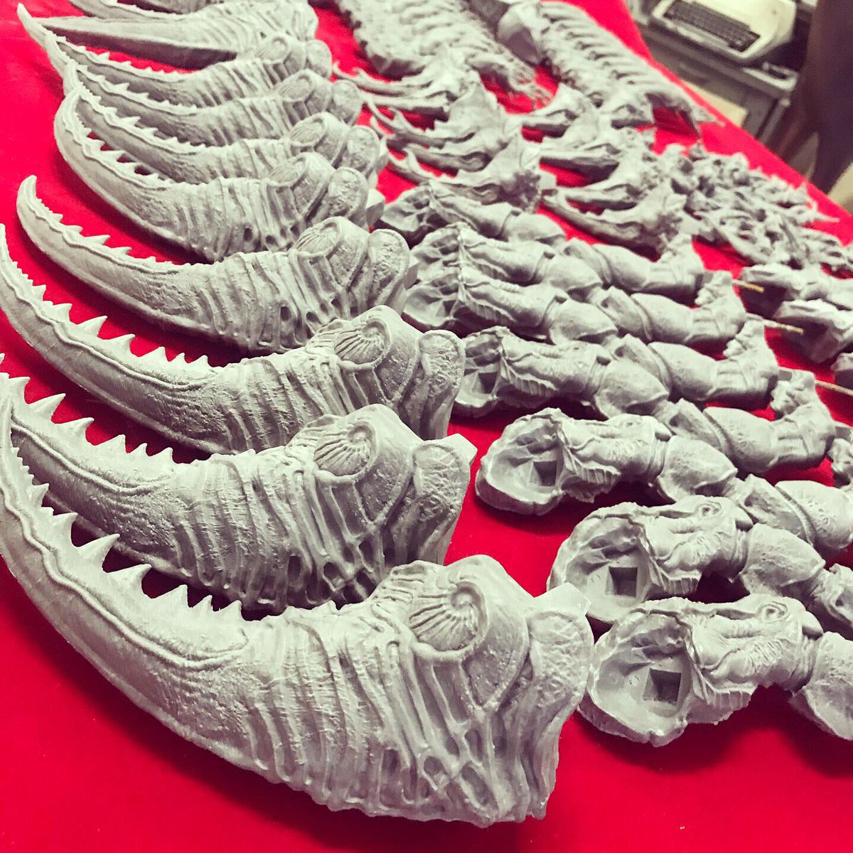 Baizilla's tweet image. Hercules Beetle &amp;amp; Plague Knight  almost ready for ship out soon!!!! #kaijusmuggler #resinkit #garagekit #creaturedesign #statue