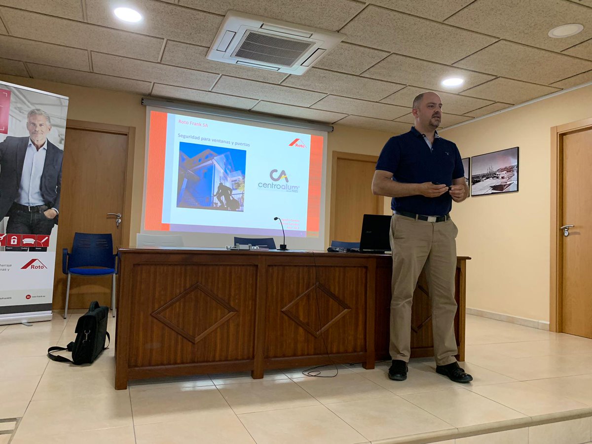 Ayer nuestro compañero Agustín Cánepa junto a los compañeros de <a href="/Centroalum/">Centroalum</a>, <a href="/GuardianSpain/">Guardian Spain</a> e <a href="/inn_motion/">INN Solutions</a> de la mano de #Aluvent, estuvimos presentes en las instalaciones de #CPDAlicante en Denia, realizando una formación sobre #seguridad #RC2 y #RC3