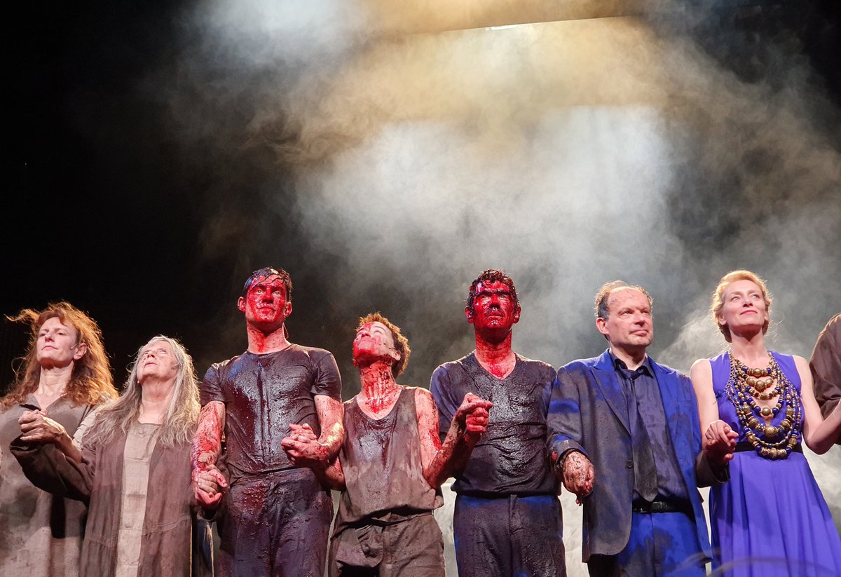 SAucoutus tweet media