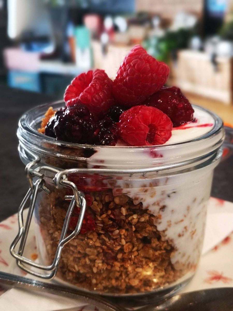 Mitchell's Deli tweet media