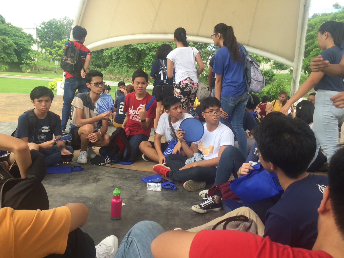 upckt's tweet photo. NOW HAPPENING: InteraCKT 9.0 π #InteraCKT https://t.co/jricFQPWhc
