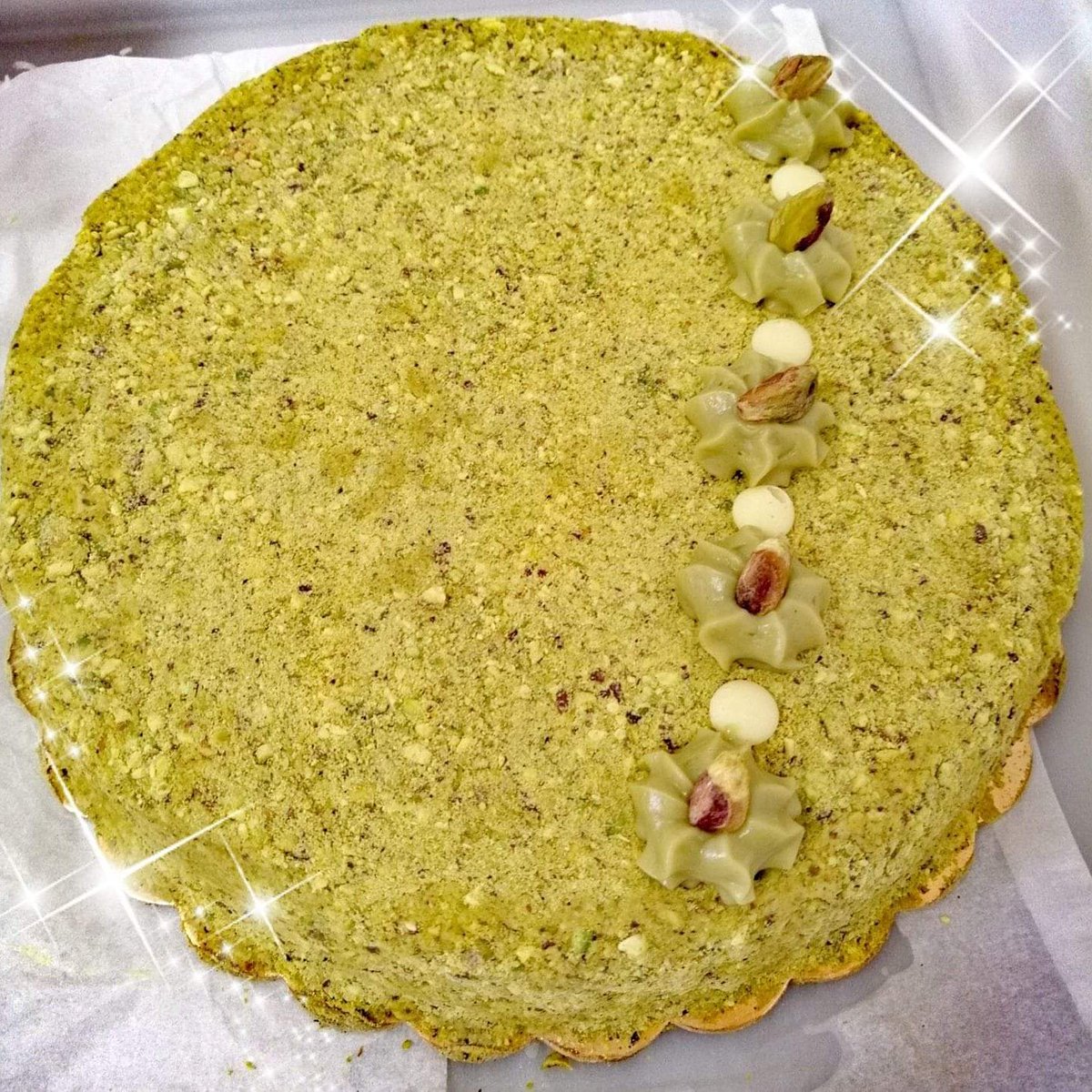 con_alberta's tweet photo. Buongiorno così ... #tortaalpistacchio #pistacchio #foodporn #food #pistacchiodibronte #instafood #pasticceria #foodphotography #roma #foodblogger #cibo #pistacchiolovers #pasticceriasiciliana https://t.co/QXtMzUlMOk