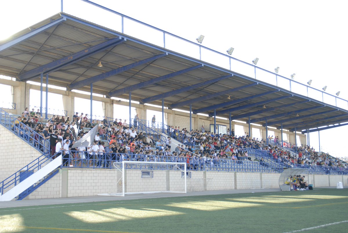 delineacion2291's tweet photo. Mañana Sábado, nuestros Juveniles se desplazan a Torrijos con la Ilusión y Motivación de hacer realidad el Sueño de un Club, una Afición, un Pueblo..., ¡¡¡Vamos Afición, acompañemos a nuestro Equipo en el Sueño del Ascenso!!! https://t.co/jO6chIOf4z