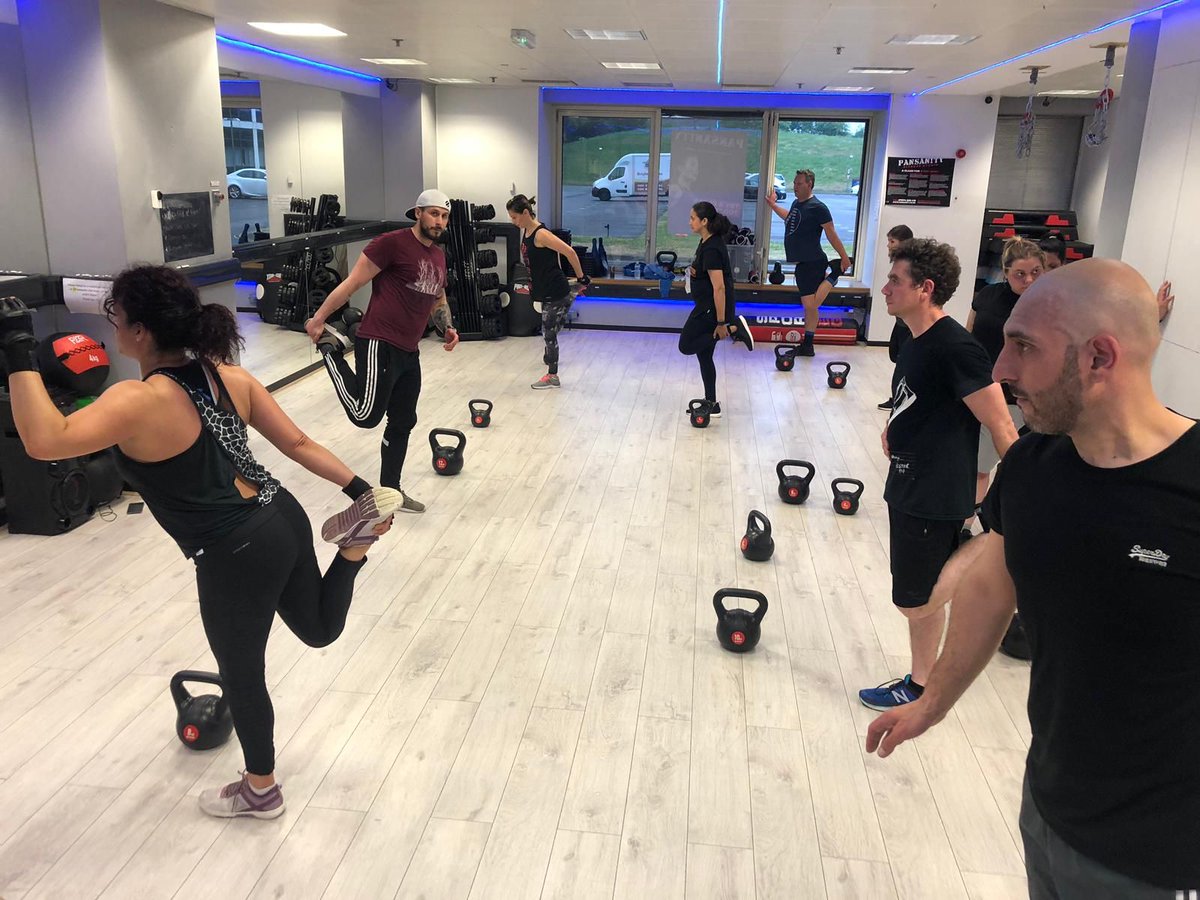 Pansanity_n11's tweet photo. Have you heard? We have got Kettlebell workout classes coming right here at Pansanity.

#NorthLondon #Health #Fitness #kettlebell #workout #fitnessfriday #fridaymotivation #success #goals #smashed #Pansanity https://t.co/lkvoJg90Kw
