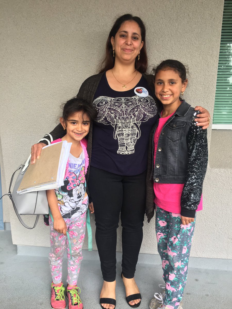 Lynn Sheldon (@4thsheldon) on Twitter photo We are so proud of Sandra Soliman’s mother who just earned her Master’s Degree in Mathematics! She came to share with Las Positas 4th graders about the careers in math for women and about the importance of hard work and taking on challenges😊<a href="/4thSheldon/">Lynn Sheldon</a> <a href="/laspositaslions/">Las Positas</a> We are so proud of Sandra Soliman’s mother who just earned her Master’s Degree in Mathematics! She came to share with Las Positas 4th graders about the careers in math for women and about the importance of hard work and taking on challenges😊<a href="/4thSheldon/">Lynn Sheldon</a> <a href="/laspositaslions/">Las Positas</a>